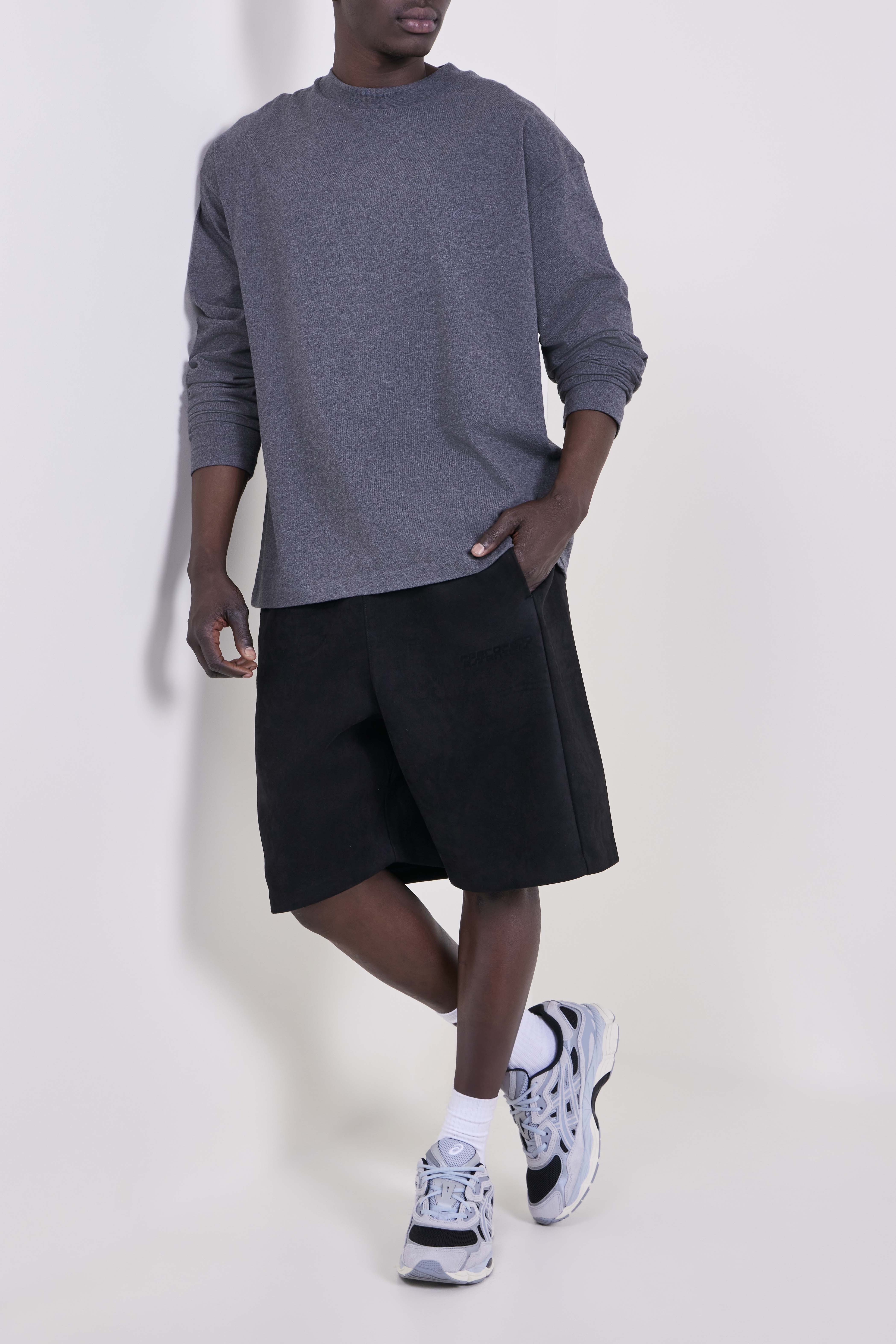 חולצת טי ארוכה